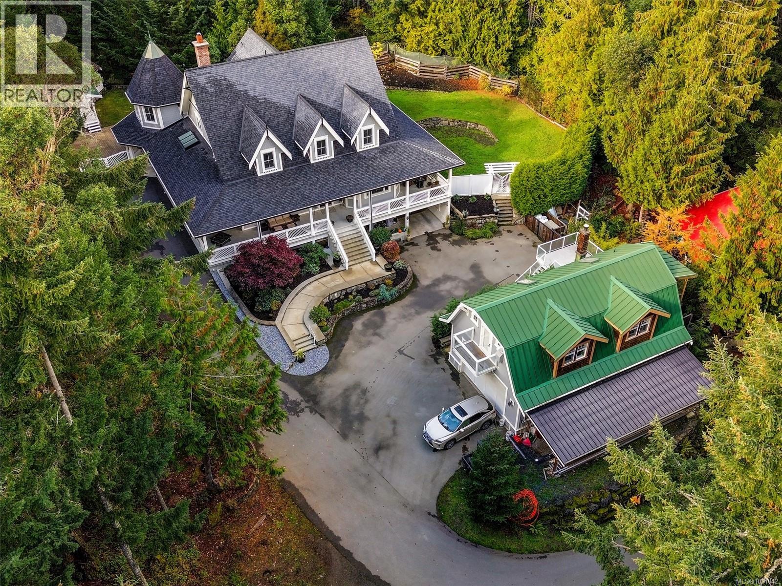 643 Southwood Dr, Highlands, British Columbia