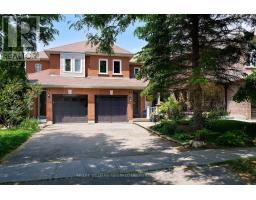 54 MUGFORD ROAD, Aurora, Ontario