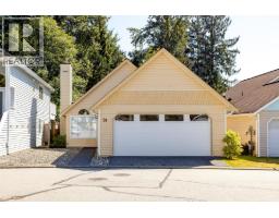 51 2865 Glen Drive, Coquitlam, Ca