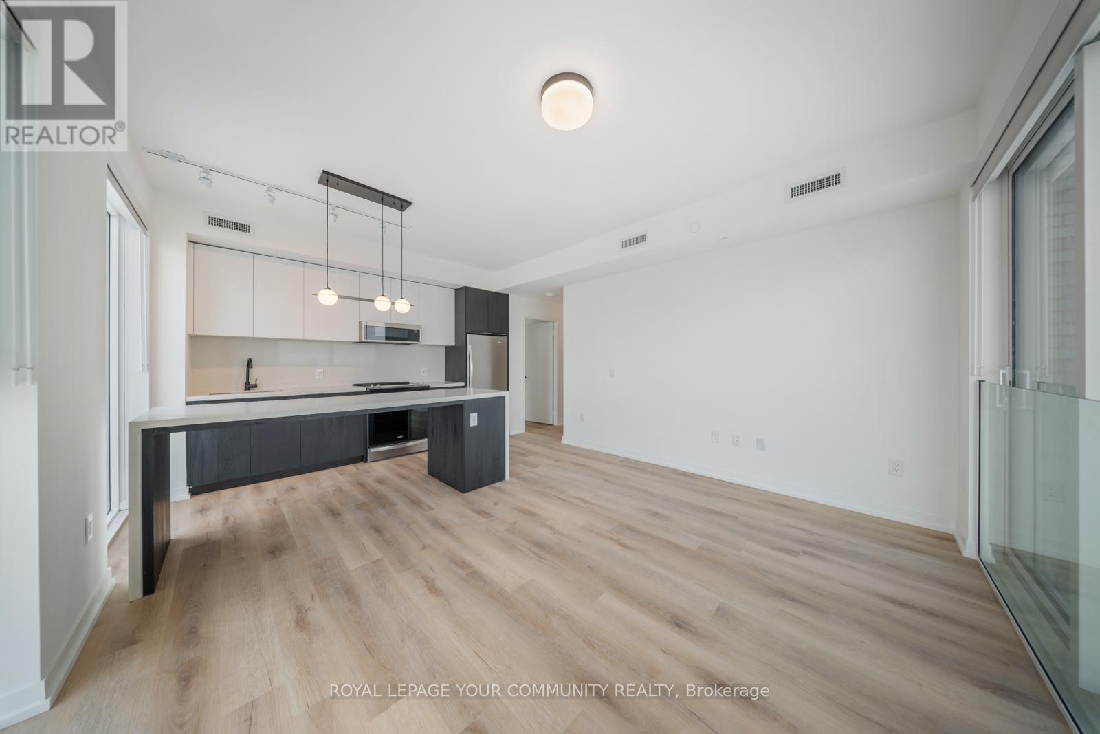 602 - 5 York Garden Way, Toronto, Ontario  M6A 2V1 - Photo 12 - W12360287