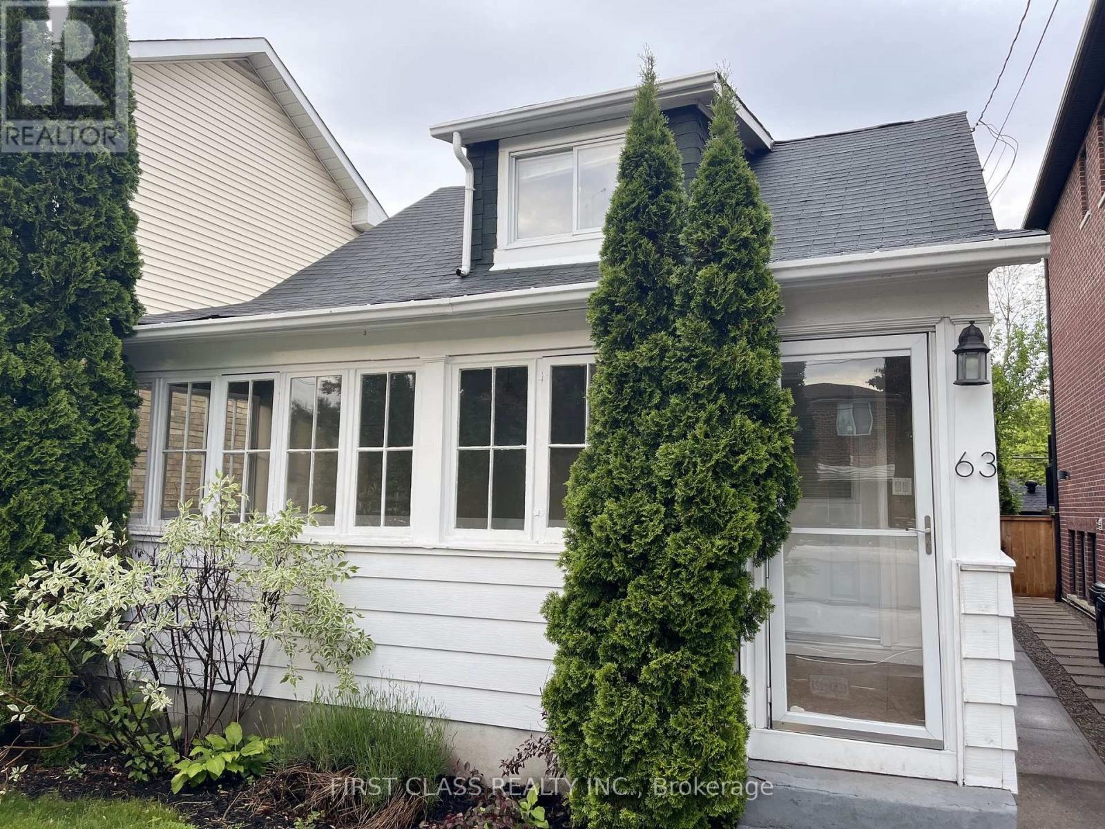 63 GUTHRIE AVENUE, Toronto, Ontario