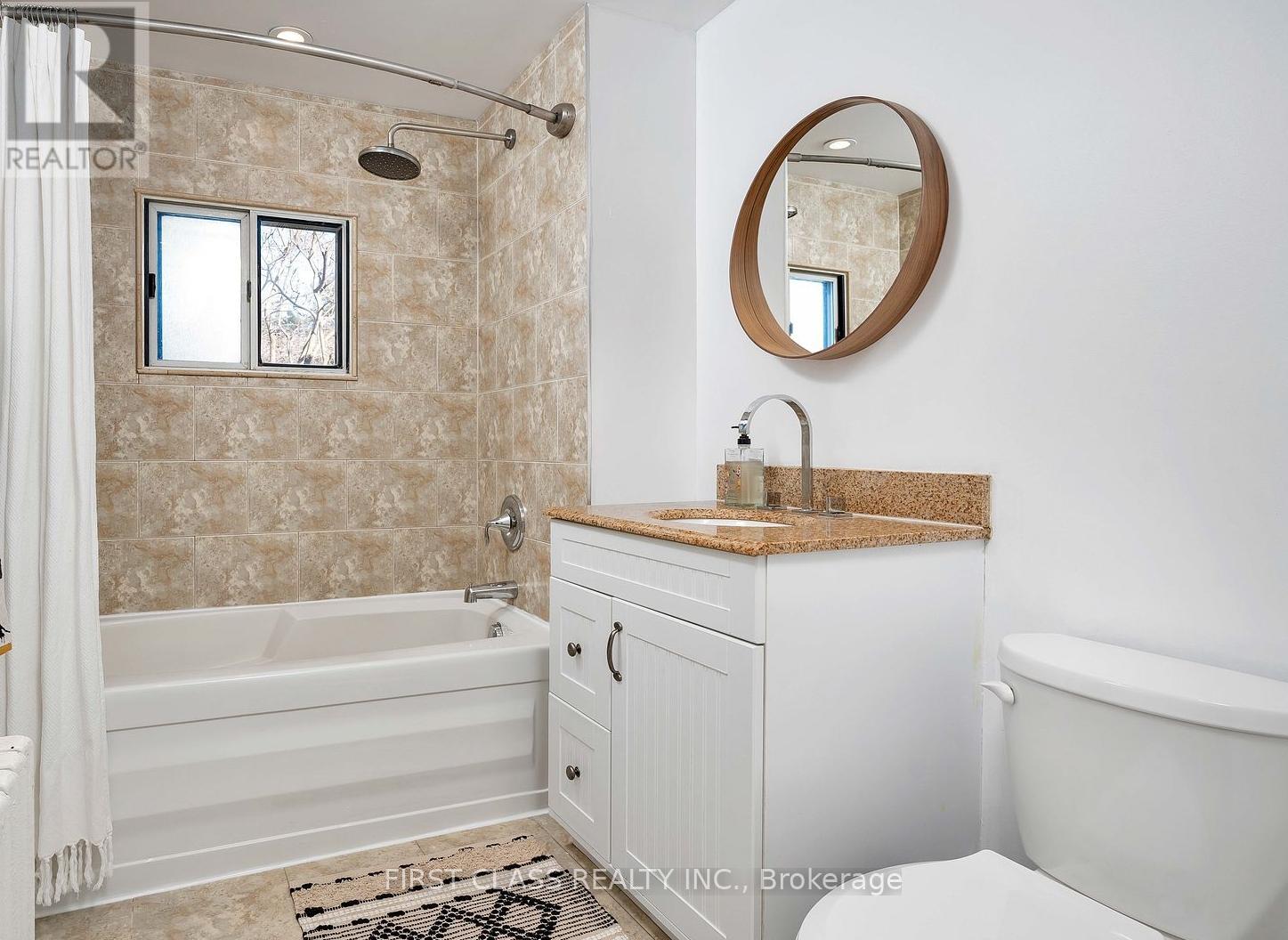 63 Guthrie Avenue, Toronto, Ontario  M8Y 3L2 - Photo 11 - W12360325