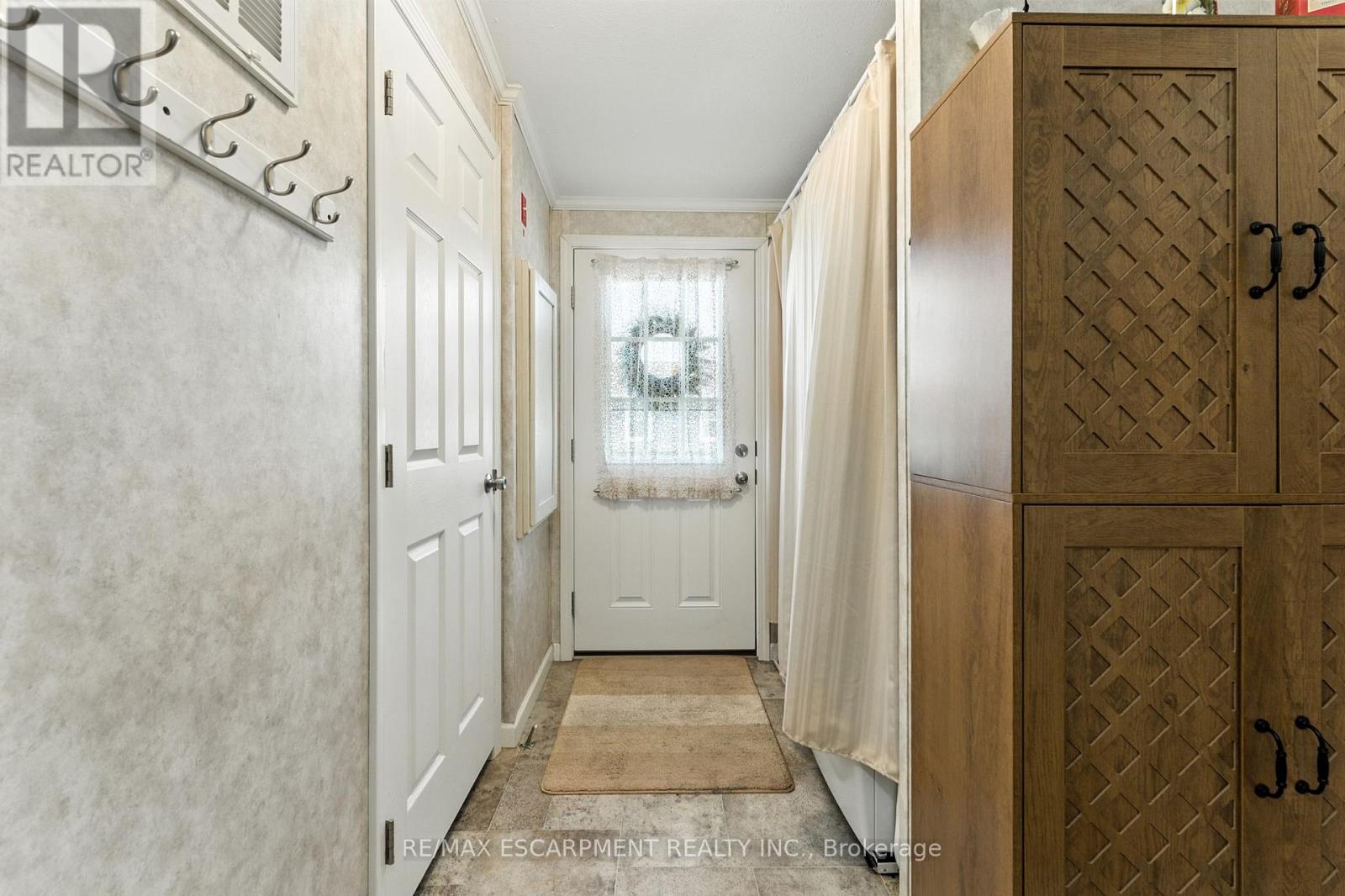 55 Riverbend Crescent, Haldimand (Nanticoke), Ontario  N0A 1L0 - Photo 14 - X12360301