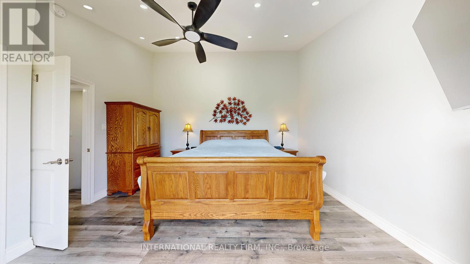 8309 Oak Ridges Drive, Hamilton Township, Ontario  K0K 2E0 - Photo 18 - X12360314