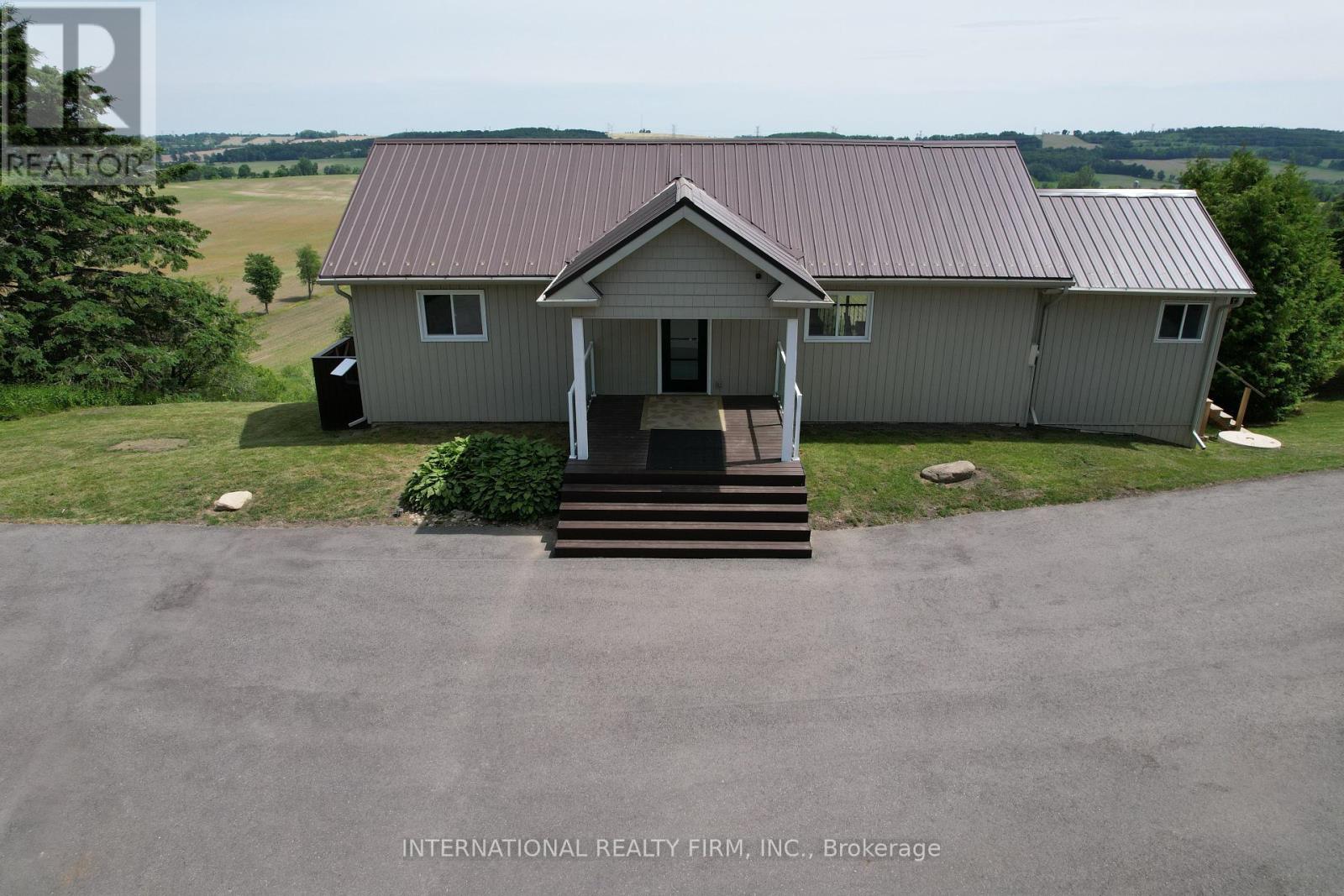 8309 Oak Ridges Drive, Hamilton Township, Ontario  K0K 2E0 - Photo 4 - X12360314