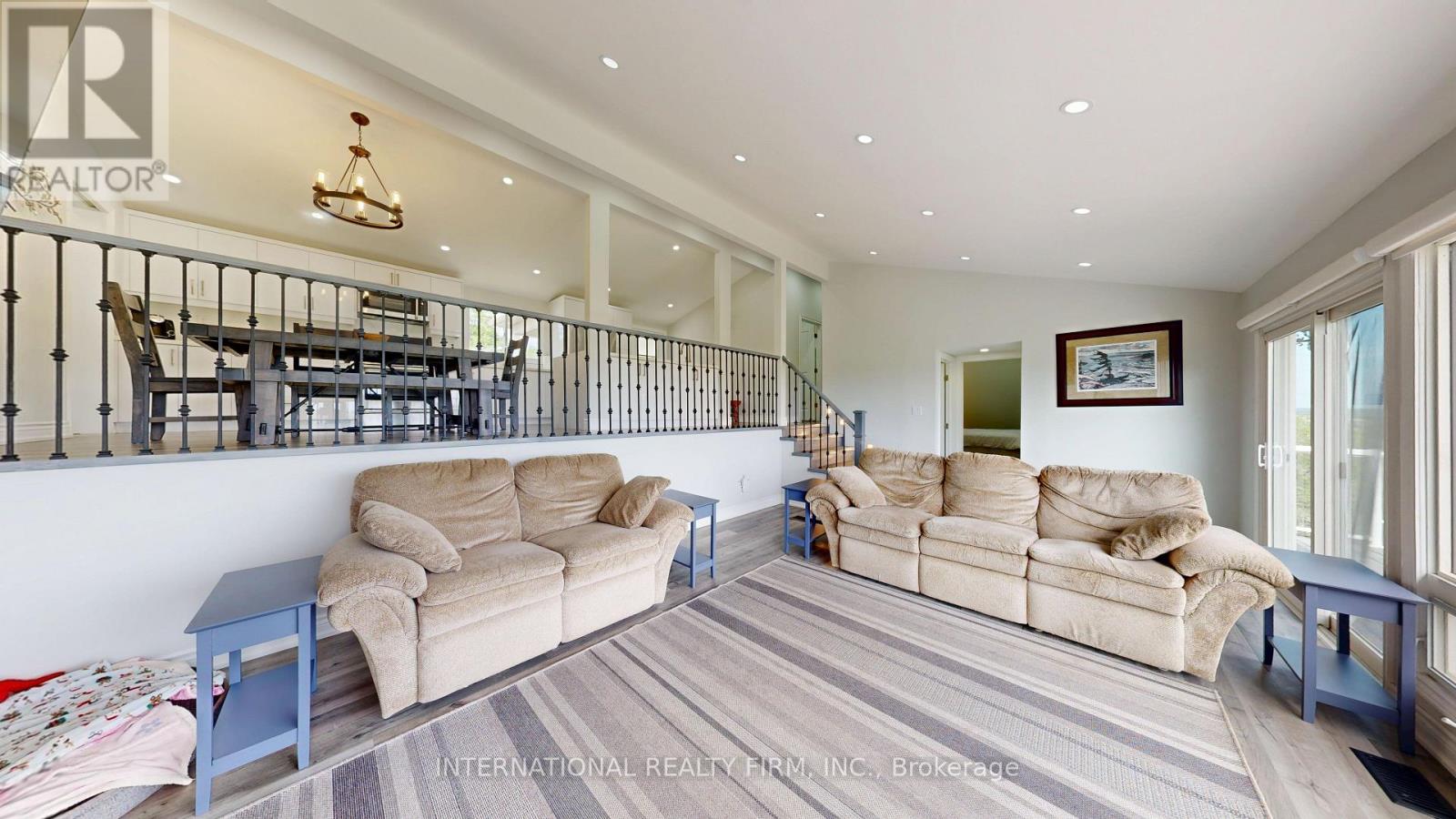 8309 Oak Ridges Drive, Hamilton Township, Ontario  K0K 2E0 - Photo 8 - X12360314