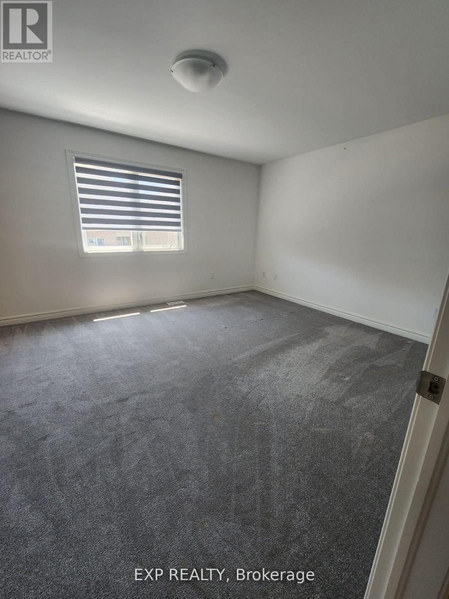 33 Autumn Avenue, Thorold, Ontario  L2V 0H2 - Photo 9 - X12360318