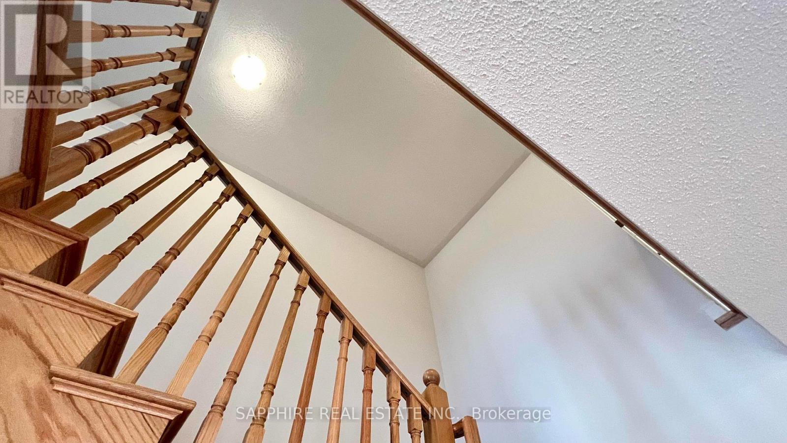 120 Baker Street, Thorold, Ontario  L2V 0M9 - Photo 36 - X12360334