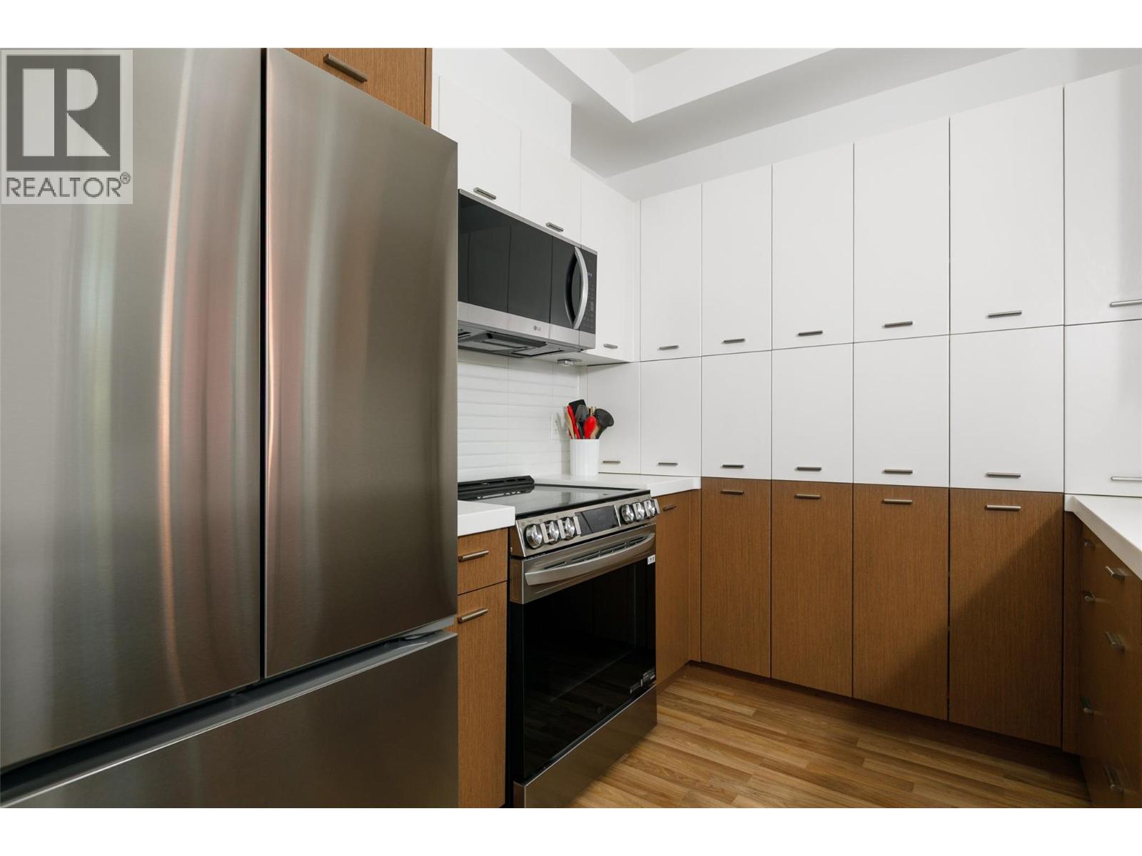 1550 Dickson Avenue Unit# 110, Kelowna, British Columbia  V1Y 9Y8 - Photo 6 - 10360412