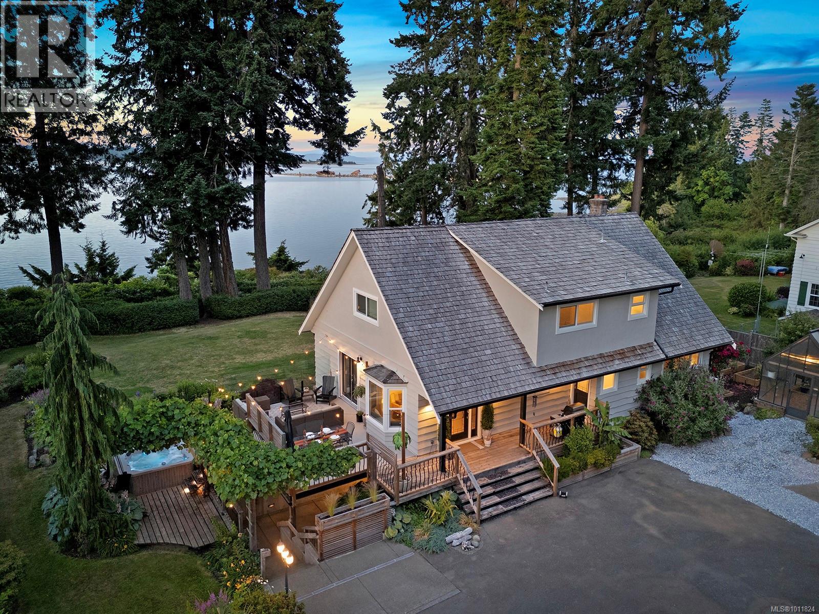4026 Haas Rd, Courtenay, British Columbia