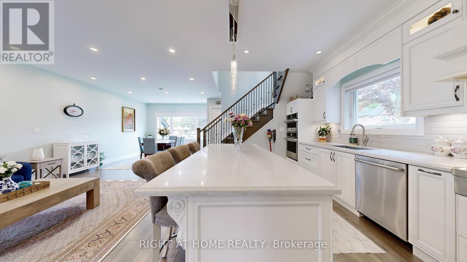88 Glentworth Road, Toronto, Ontario  M2J 2E8 - Photo 12 - C12360358