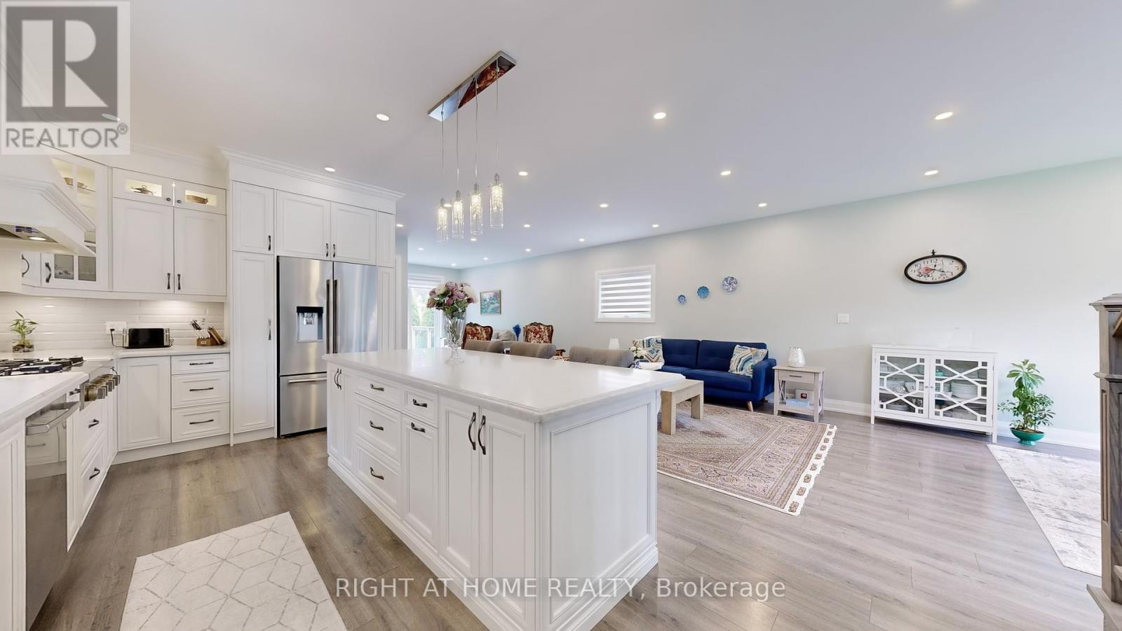 88 Glentworth Road, Toronto, Ontario  M2J 2E8 - Photo 14 - C12360358