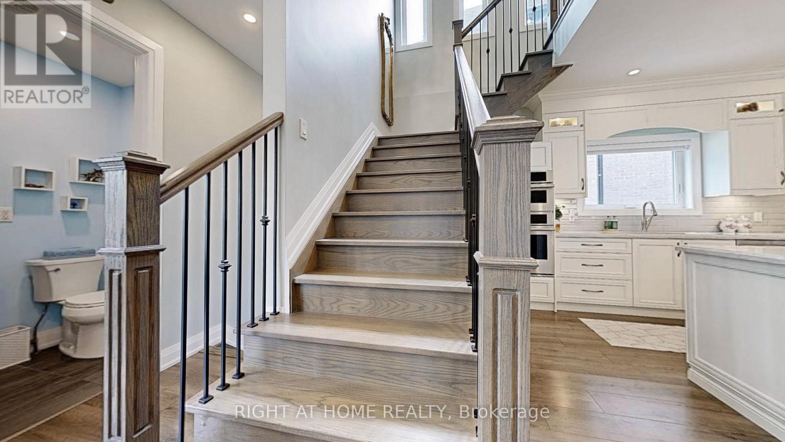 88 Glentworth Road, Toronto, Ontario  M2J 2E8 - Photo 22 - C12360358