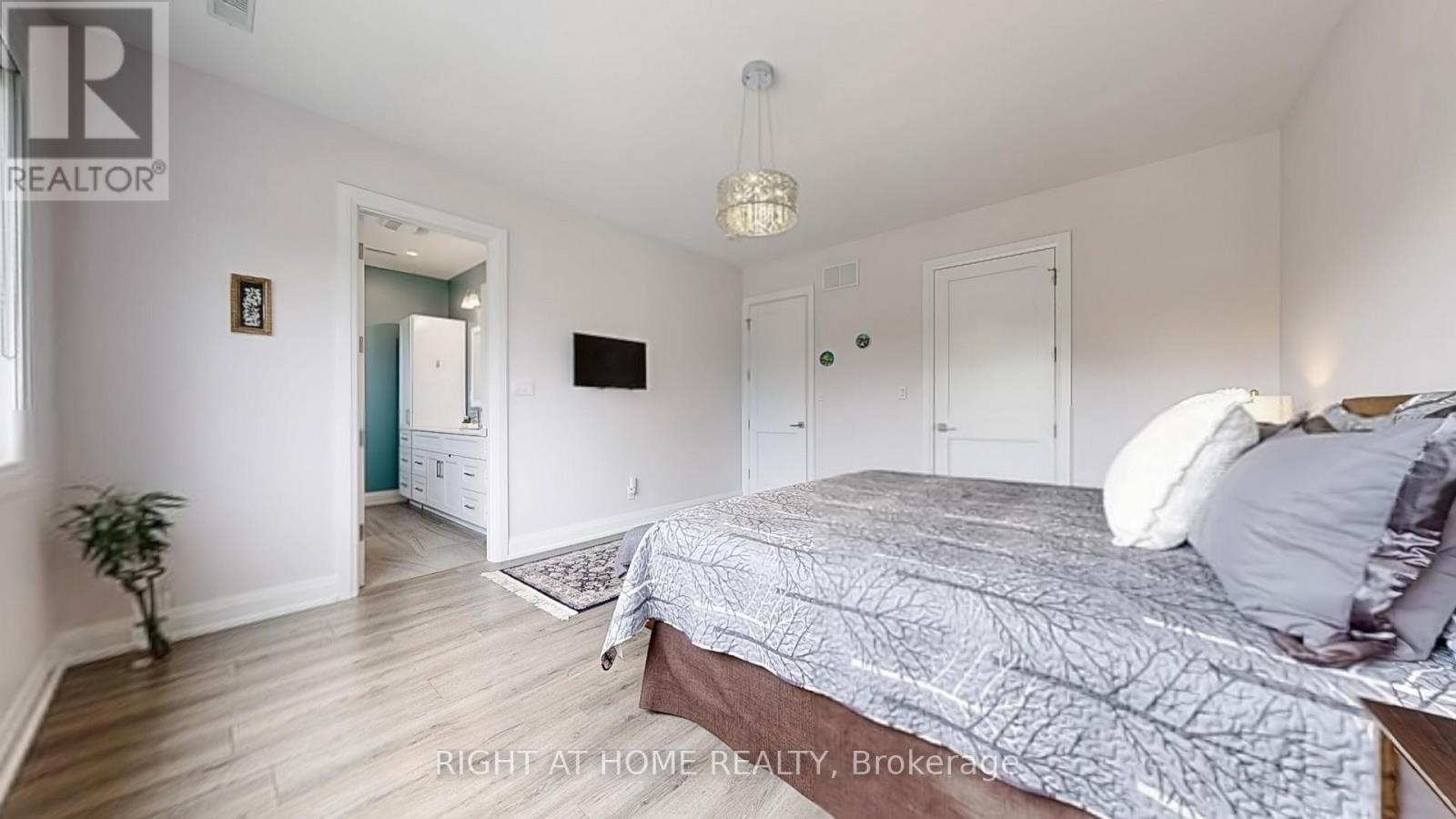 88 Glentworth Road, Toronto, Ontario  M2J 2E8 - Photo 24 - C12360358