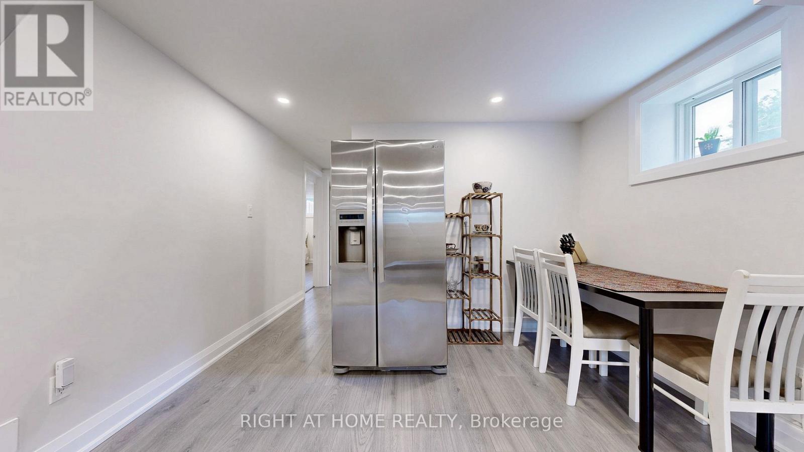 88 Glentworth Road, Toronto, Ontario  M2J 2E8 - Photo 35 - C12360358