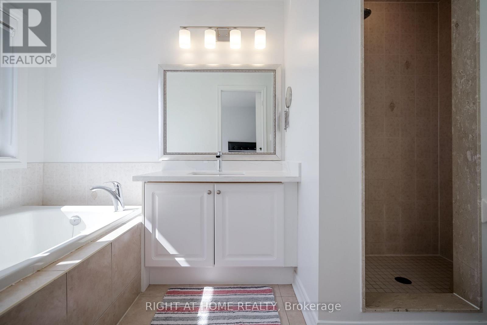 74 Amos Lehman Way, Whitchurch-Stouffville, Ontario  L4A 0L3 - Photo 26 - N12360368