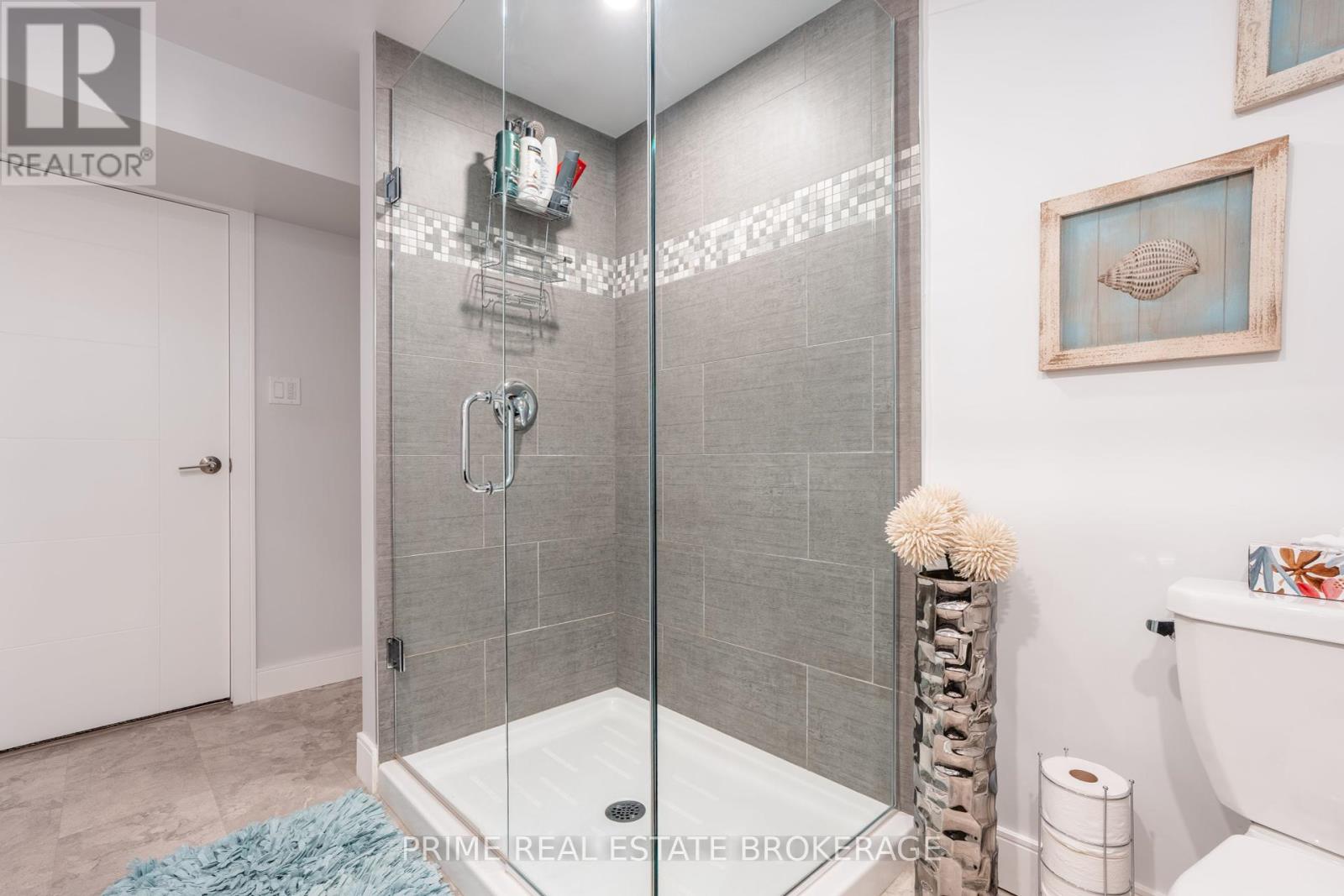 94 John Street E, South Huron, Ontario  N0M 1S1 - Photo 19 - X12360421