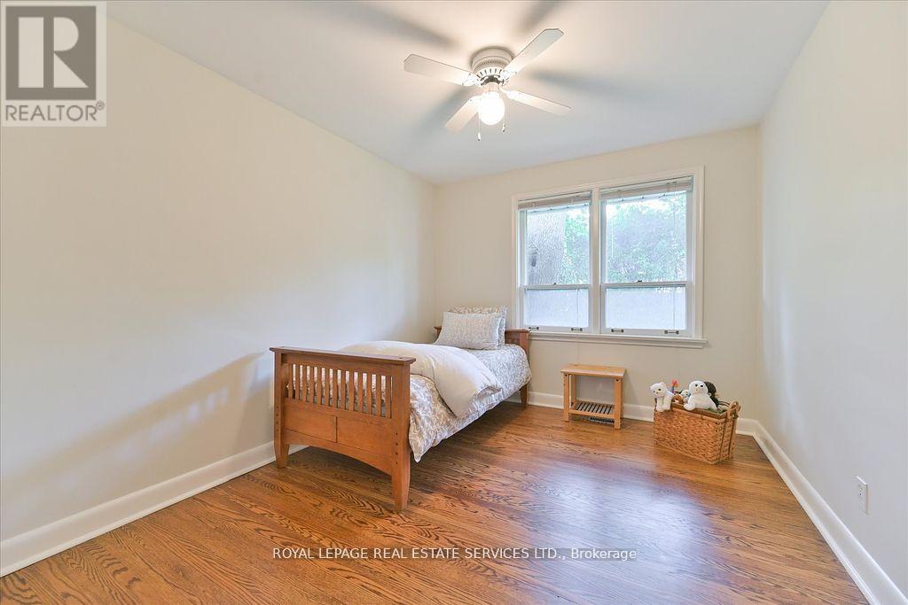 62 Princess Margaret Boulevard, Toronto, Ontario  M9A 2A2 - Photo 17 - W12360357