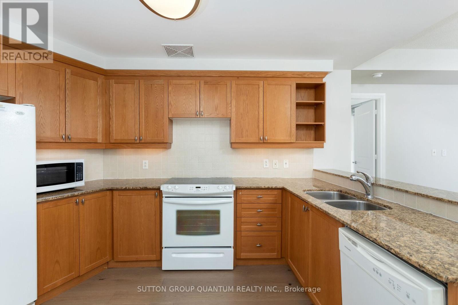 1607 - 1665 The Collegeway, Mississauga, Ontario  L5L 0A9 - Photo 19 - W12360363
