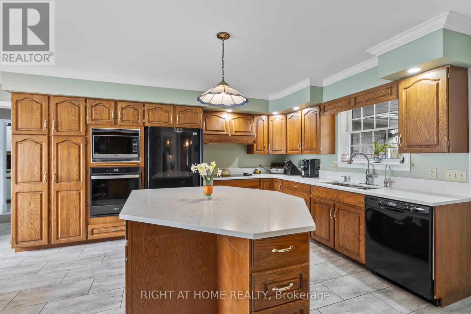 7349 County Rd 2 Road, Greater Napanee, Ontario  K7R 3K6 - Photo 23 - X12360356