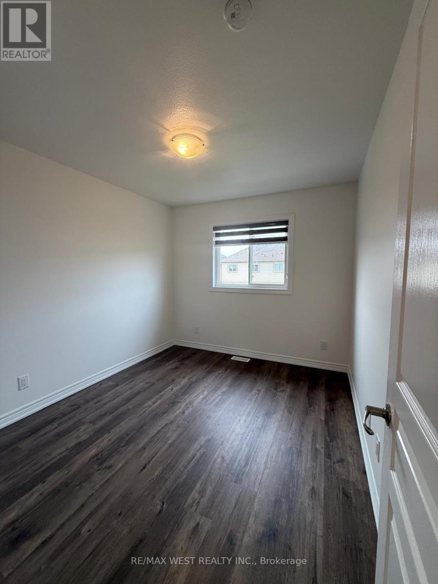 140 Monarch Street, Welland, Ontario  L3C 0G6 - Photo 24 - X12360373