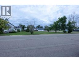 5301 Victoria Avenue, Coronation, Ca