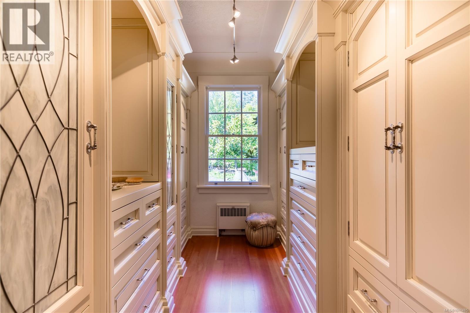 605 Towner Park Rd, North Saanich, British Columbia  V8L 5L7 - Photo 38 - 1011485