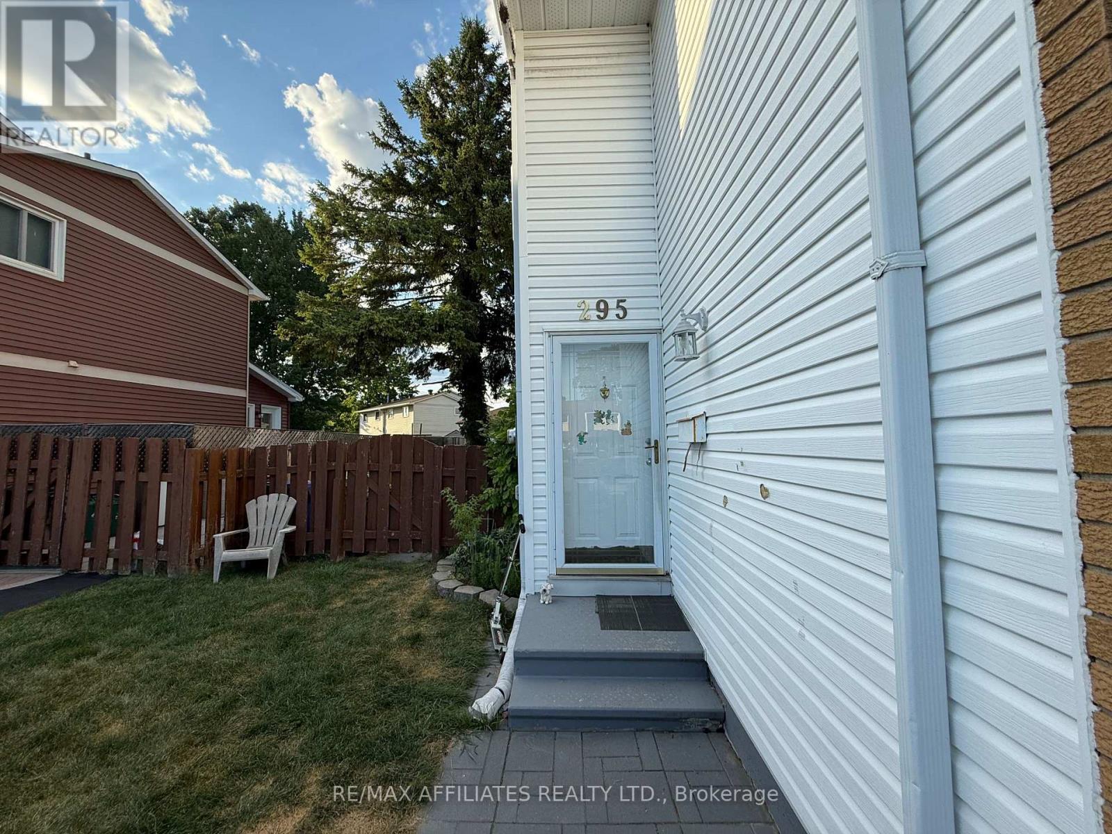 Property at 295 PINTAIL TERRACE image 3
