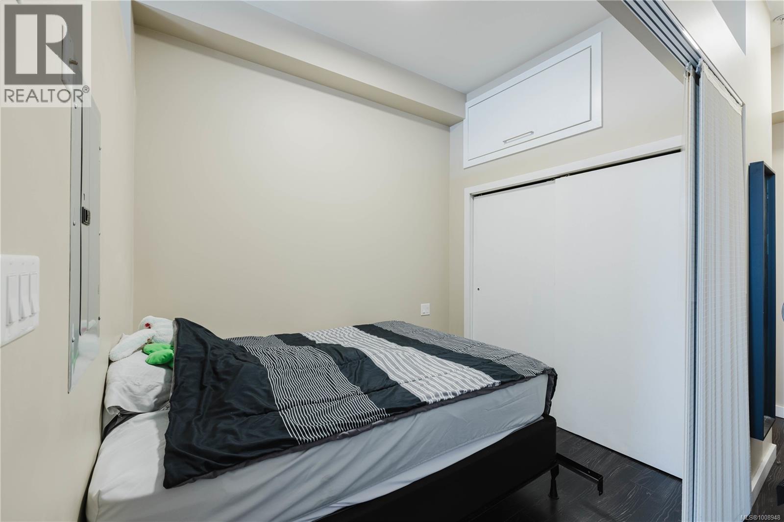 308 1121 Fort St, Victoria, British Columbia  V8V 3K9 - Photo 12 - 1008948