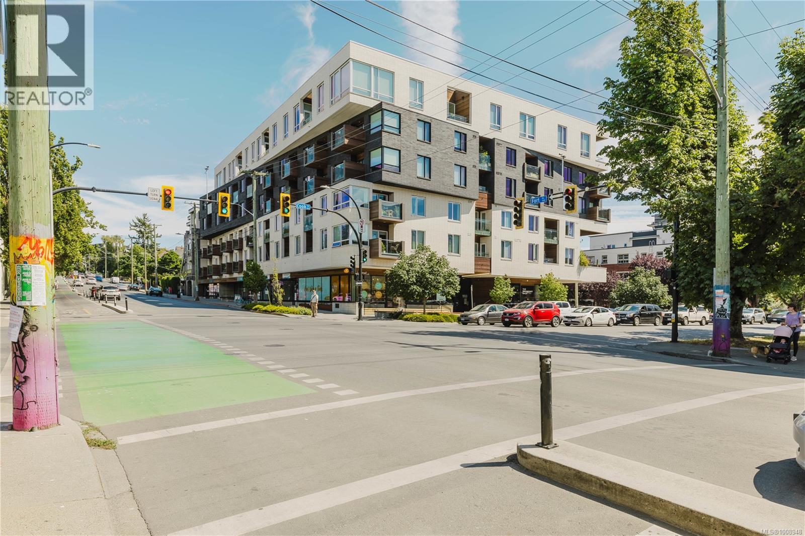 308 1121 Fort St, Victoria, British Columbia  V8V 3K9 - Photo 24 - 1008948