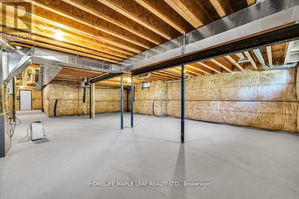 1242 Talisman Manor, Pickering, Ontario  L1X 0R8 - Photo 43 - E12360407