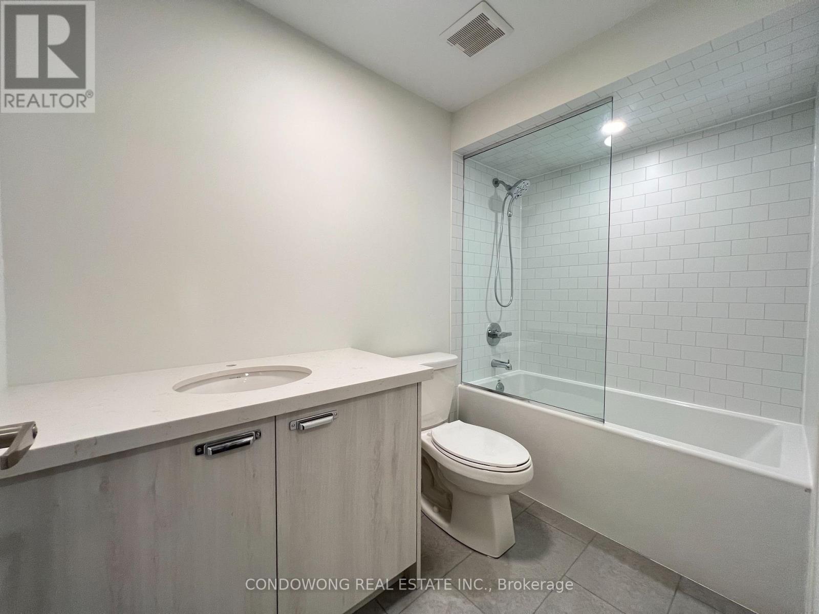 6 Matawin Lane, Richmond Hill, Ontario  L4B 0H8 - Photo 15 - N12360374