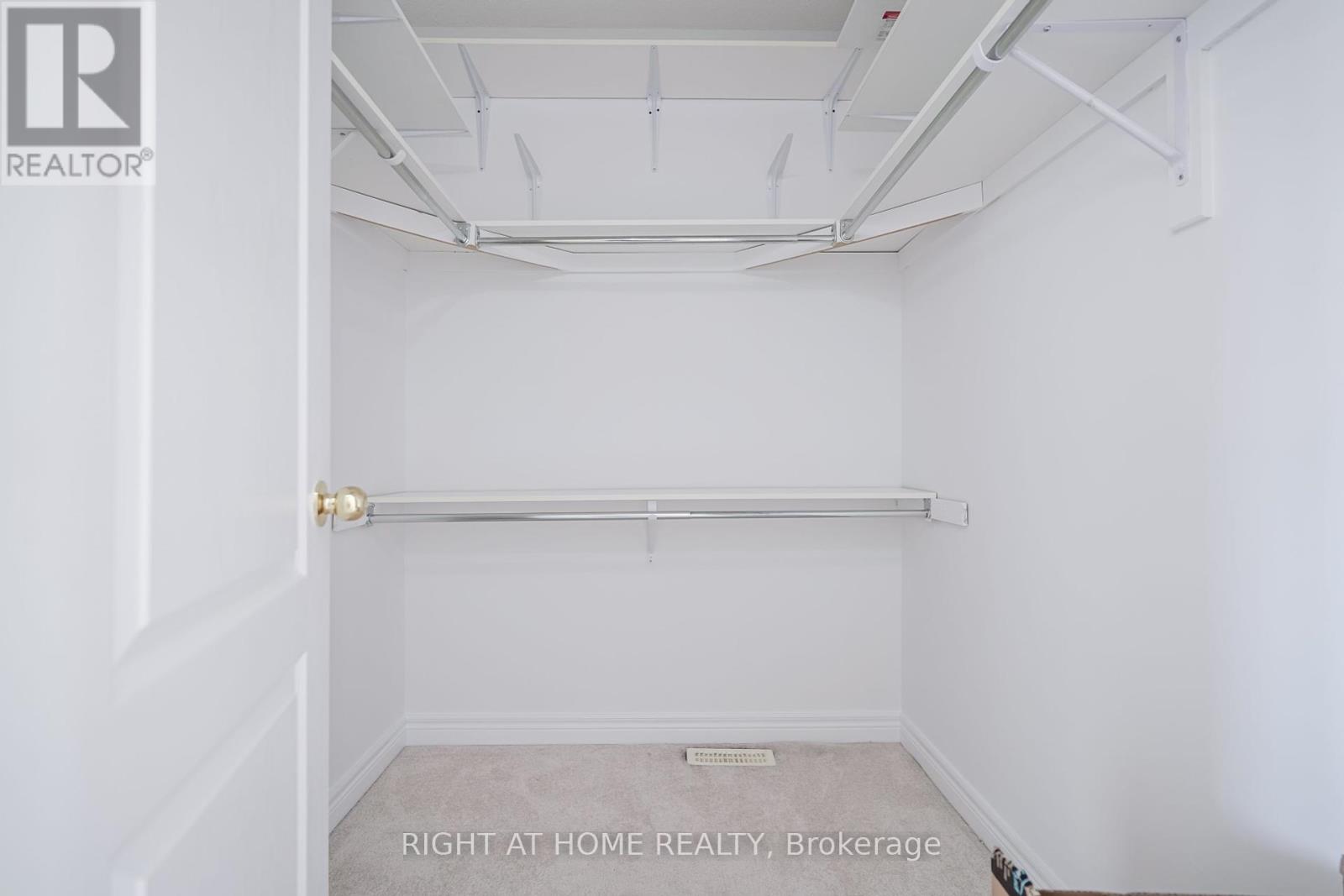 74 Amos Lehman Way, Whitchurch-Stouffville, Ontario  L4A 0L3 - Photo 29 - N12360386