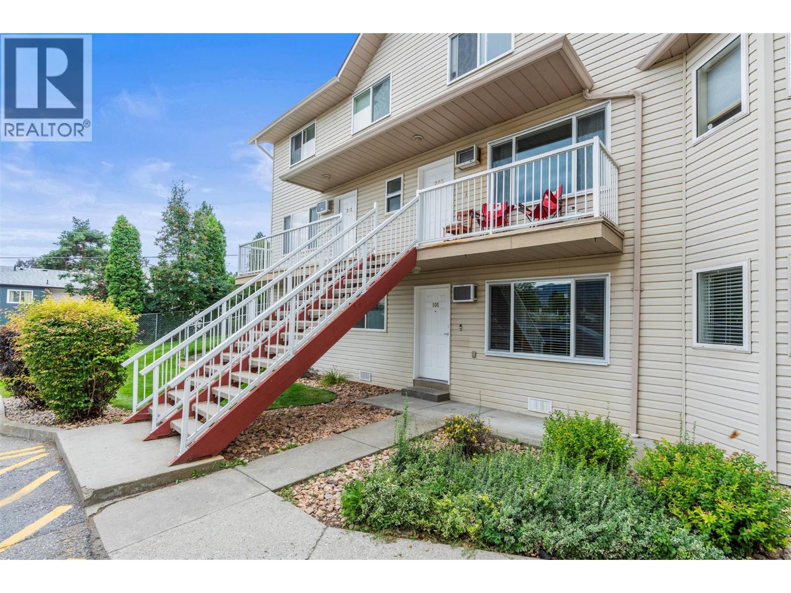 4202 Alexis Park Drive Unit# 101, Vernon, British Columbia  V1T 6H3 - Photo 4 - 10360083