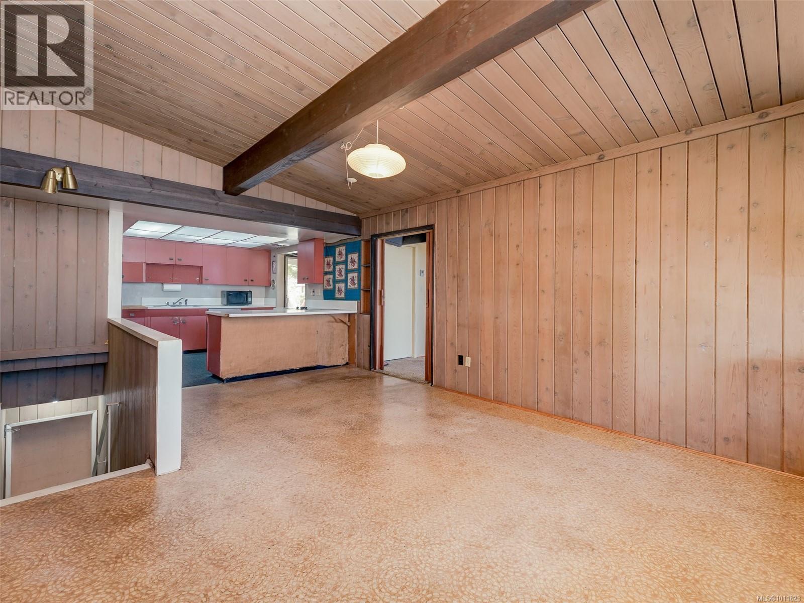 4598 Torquay Dr, Saanich, British Columbia  V8N 3L7 - Photo 26 - 1011823