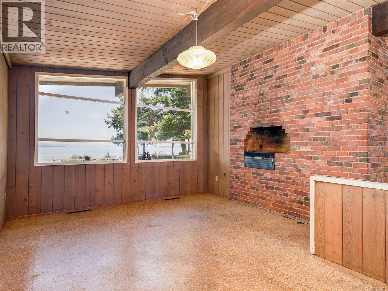 4598 Torquay Dr, Saanich, British Columbia  V8N 3L7 - Photo 25 - 1011823