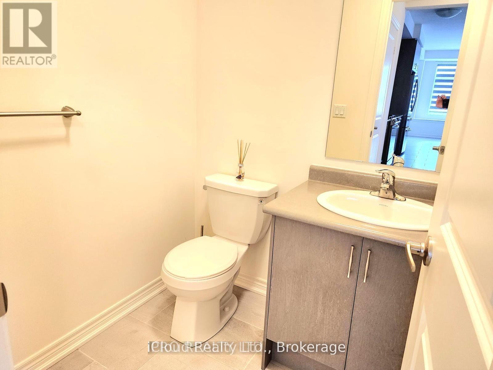 428 Silver Maple Road, Oakville, Ontario  L6H 7H5 - Photo 20 - W12360428