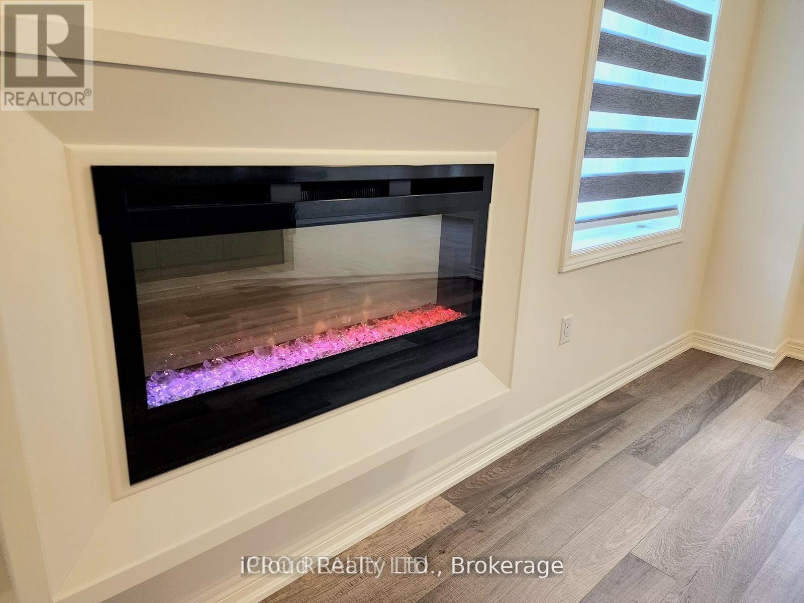 428 Silver Maple Road, Oakville, Ontario  L6H 7H5 - Photo 7 - W12360428