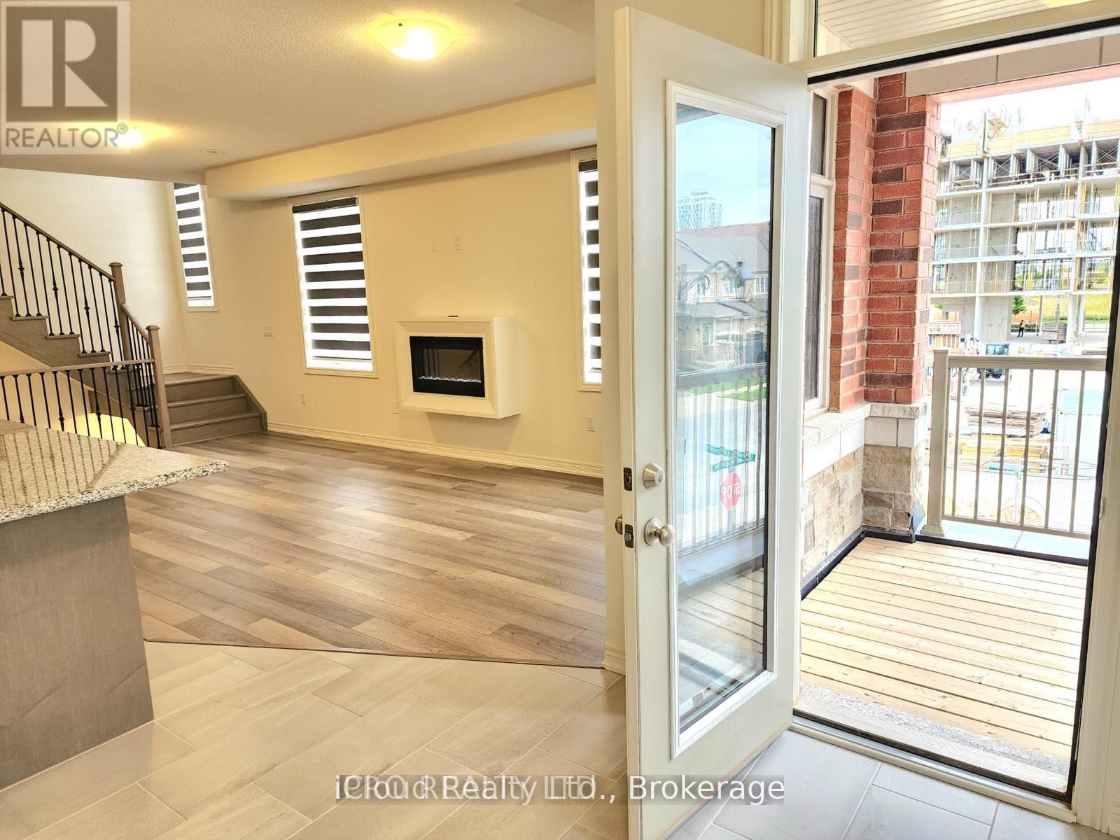 428 Silver Maple Road, Oakville, Ontario  L6H 7H5 - Photo 8 - W12360428