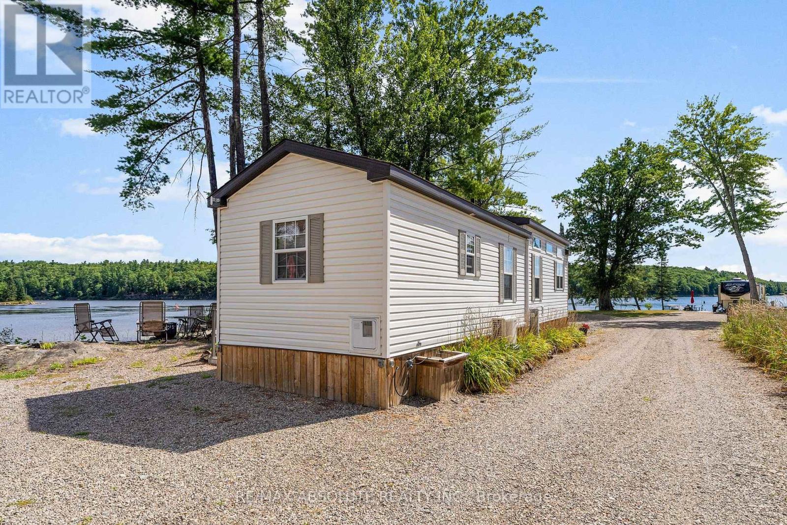 92 Bingham Drive, Horton, Ontario  K0J 1Y0 - Photo 4 - X12360435