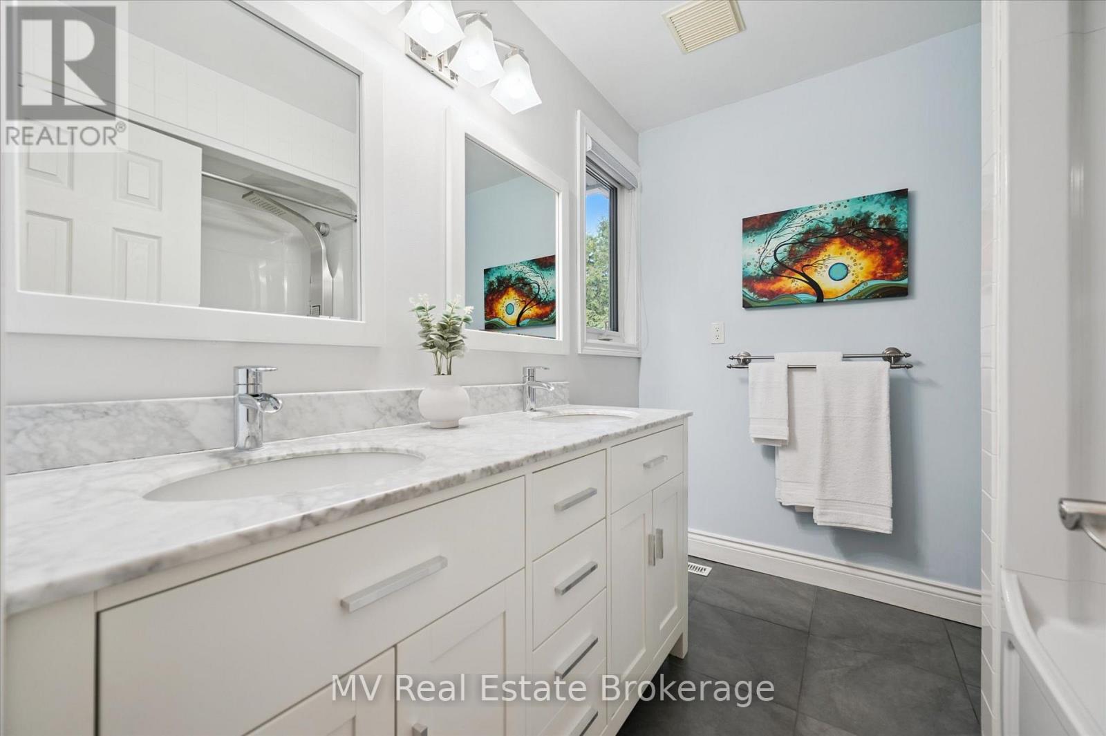 453 Mill Street, Centre Wellington, Ontario  N0B 1S0 - Photo 29 - X12360438