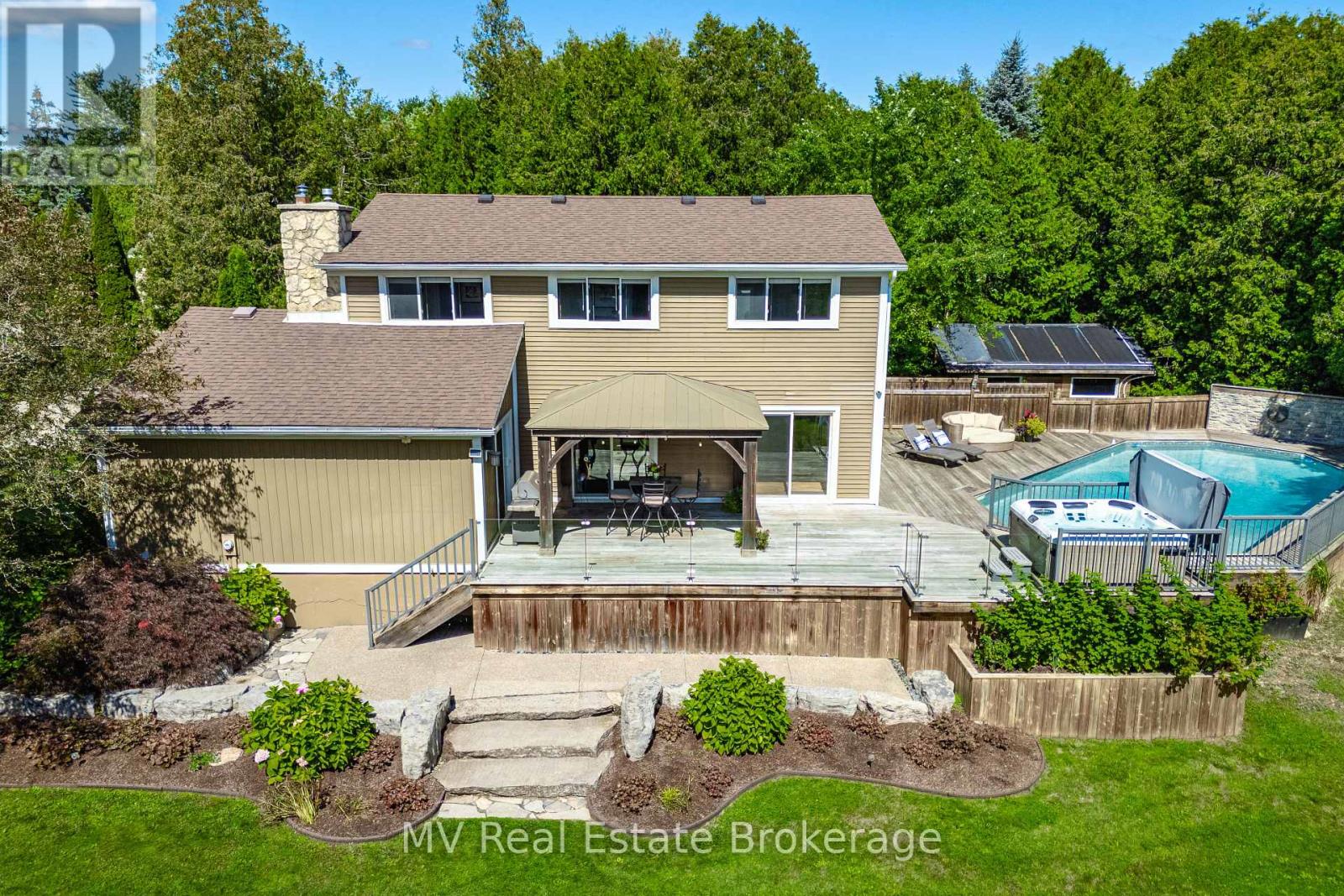 453 Mill Street, Centre Wellington, Ontario  N0B 1S0 - Photo 40 - X12360438