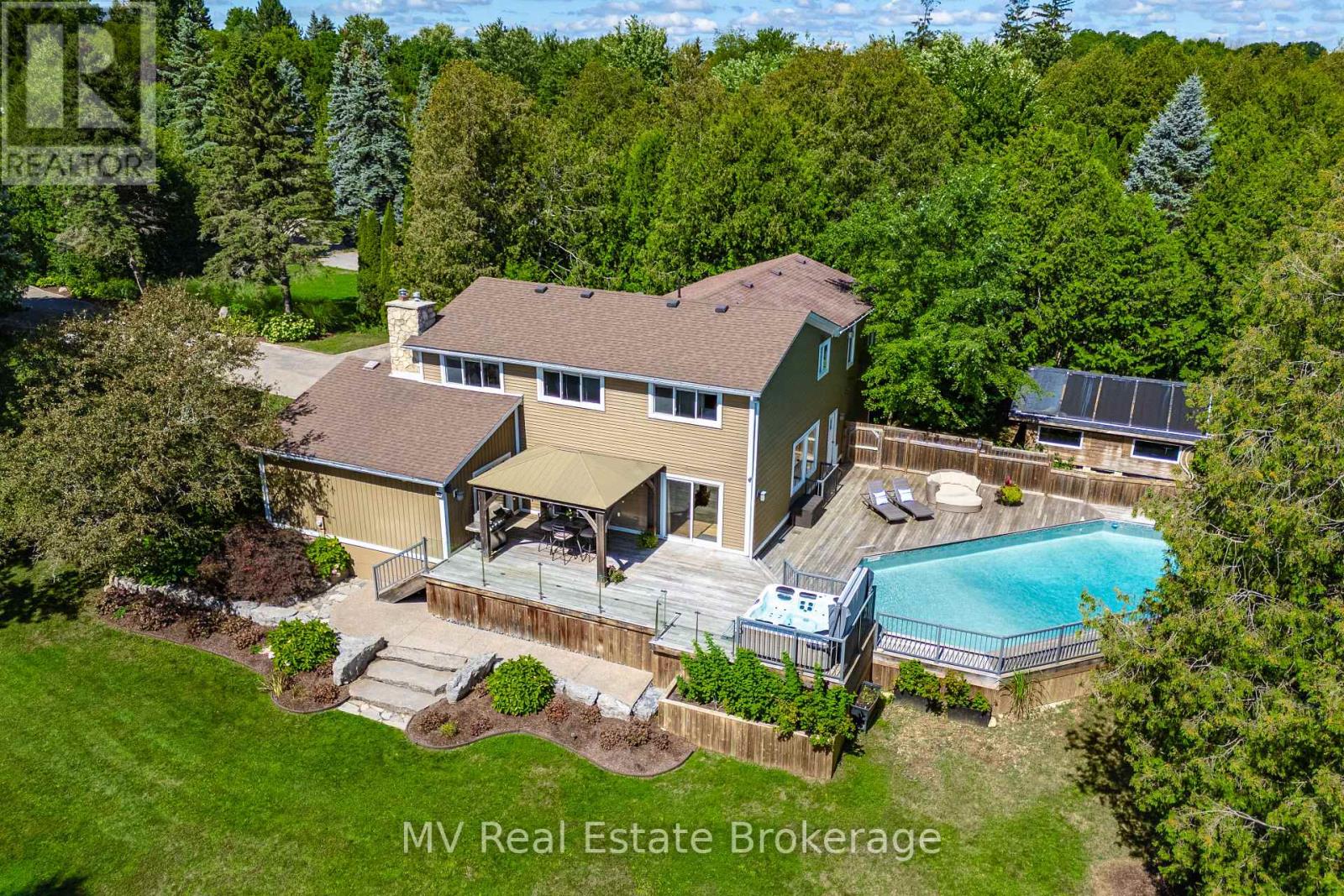 453 Mill Street, Centre Wellington, Ontario  N0B 1S0 - Photo 7 - X12360438
