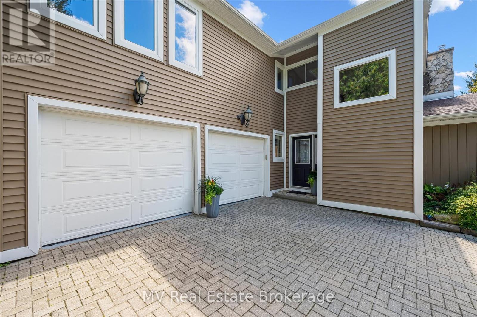 453 Mill Street, Centre Wellington, Ontario  N0B 1S0 - Photo 9 - X12360438