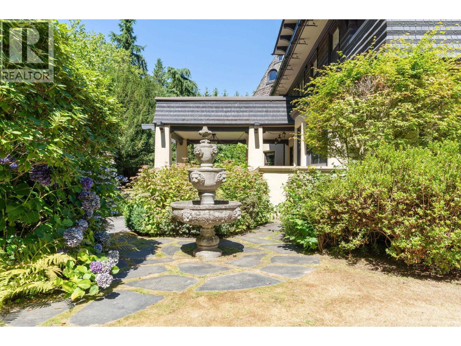 Property at 1 3838 CYPRESS STREET image 3