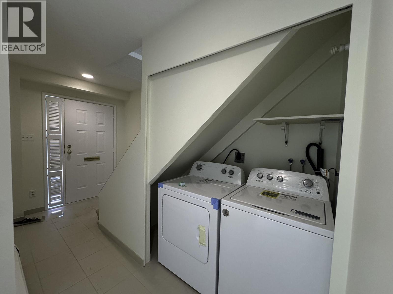 234 234 E 11th Street, North Vancouver, British Columbia  V7L 2G7 - Photo 4 - R3039848