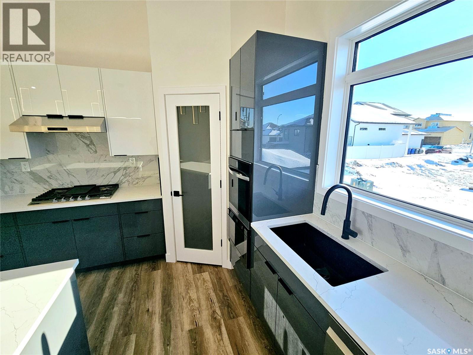 310 Flynn Manor, Saskatoon, Saskatchewan  S7V 0Z4 - Photo 5 - SK016459
