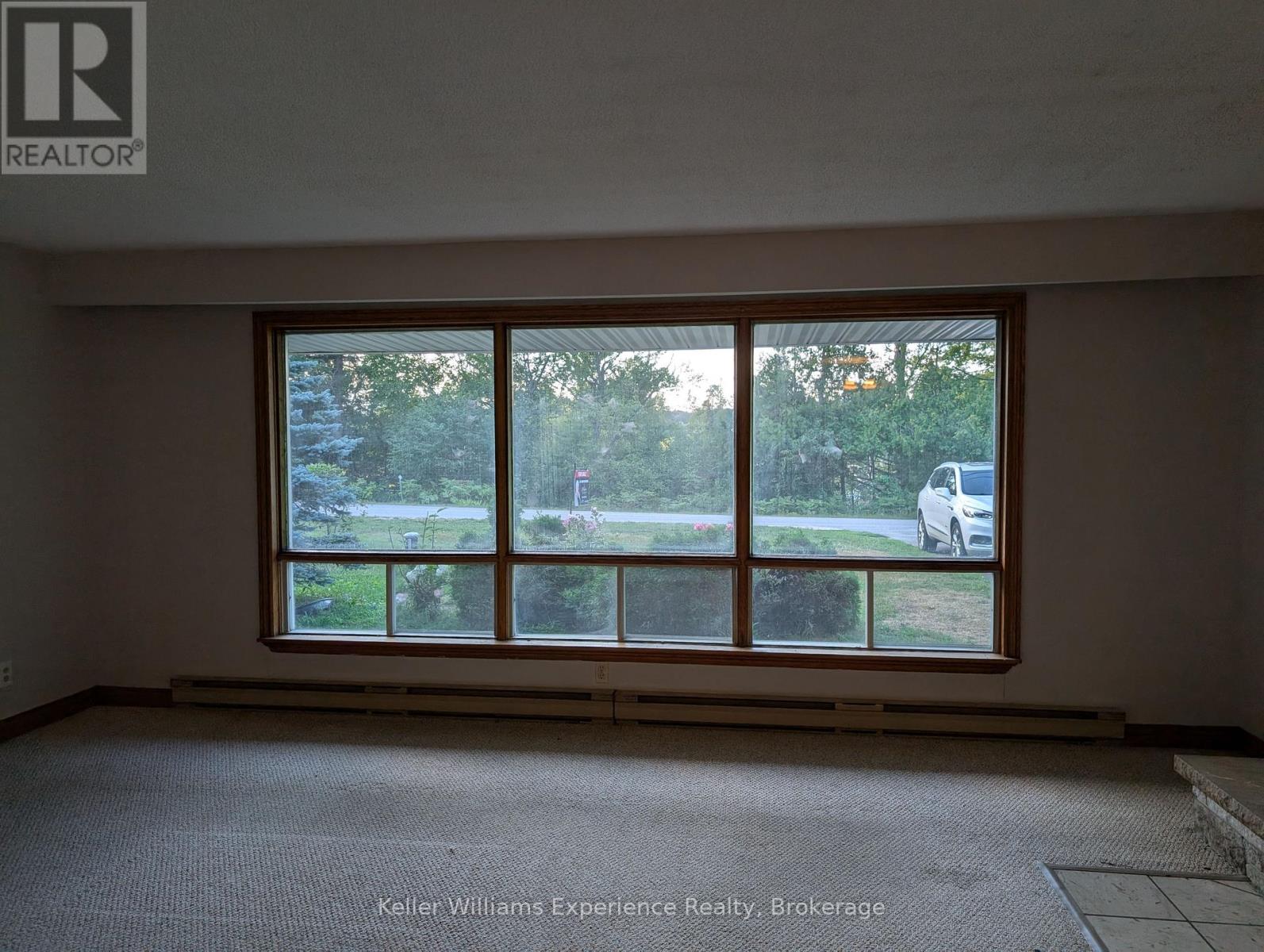 386 Beaumont Drive, Bracebridge, Ontario  P1L 1X2 - Photo 9 - X12359295