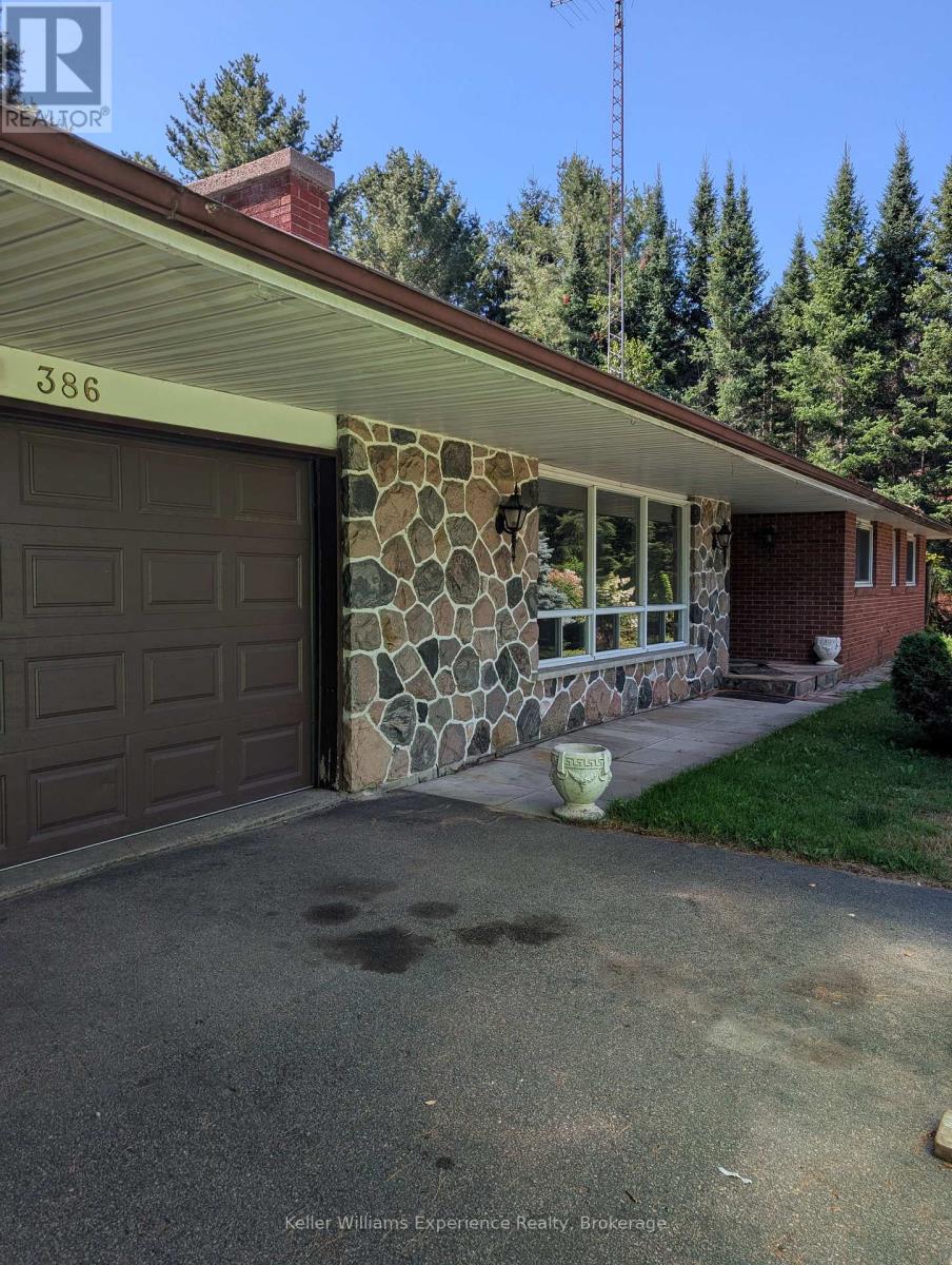 386 Beaumont Drive, Bracebridge, Ontario  P1L 1X2 - Photo 6 - X12359295