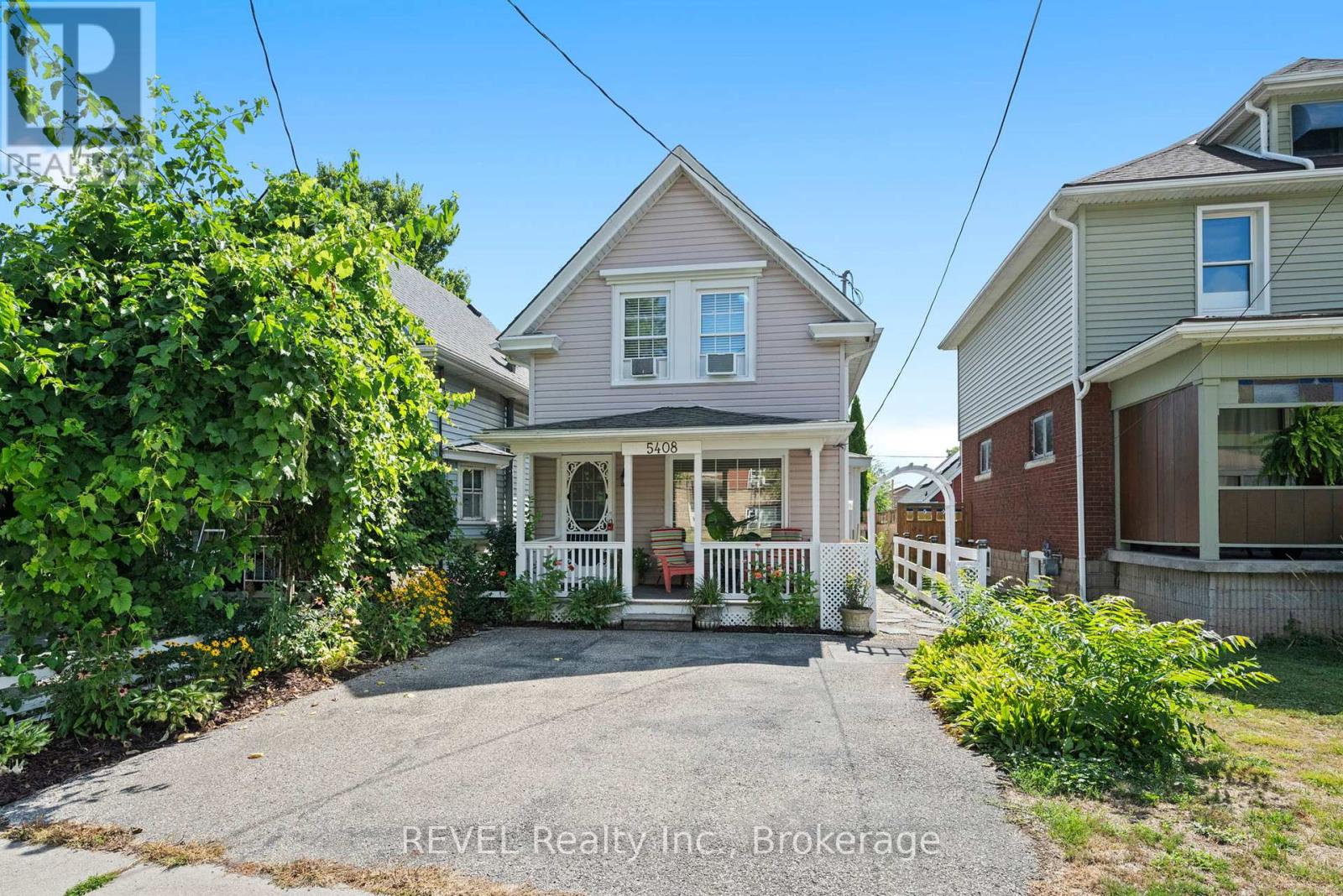 5408 Ontario Avenue, Niagara Falls, Ontario  L2E 3S5 - Photo 35 - X12360459
